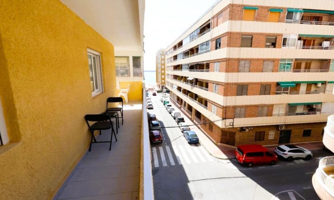 Resale - Apartment -
Torrevieja - Costa Blanca