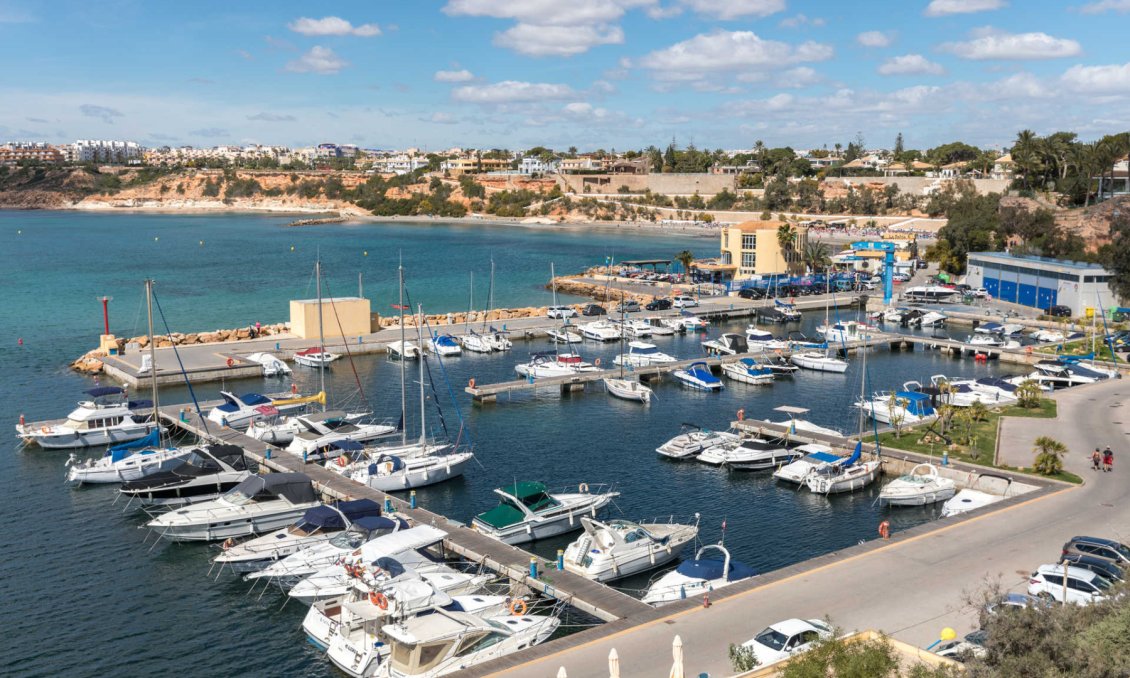 Resale - Apartment -
Villamartin - Costa Blanca