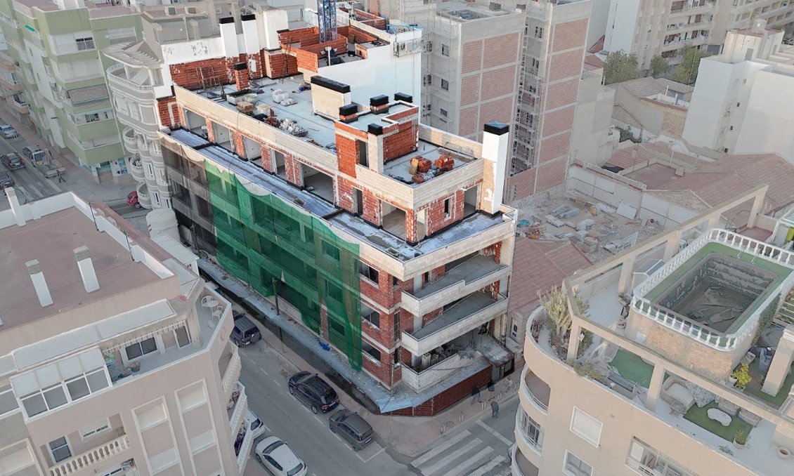 Resale - Apartment -
Torrevieja - Paseo Maritimo