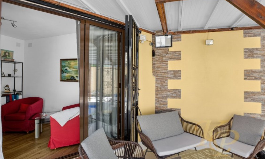 Resale - Villa -
Torrevieja - Costa Blanca