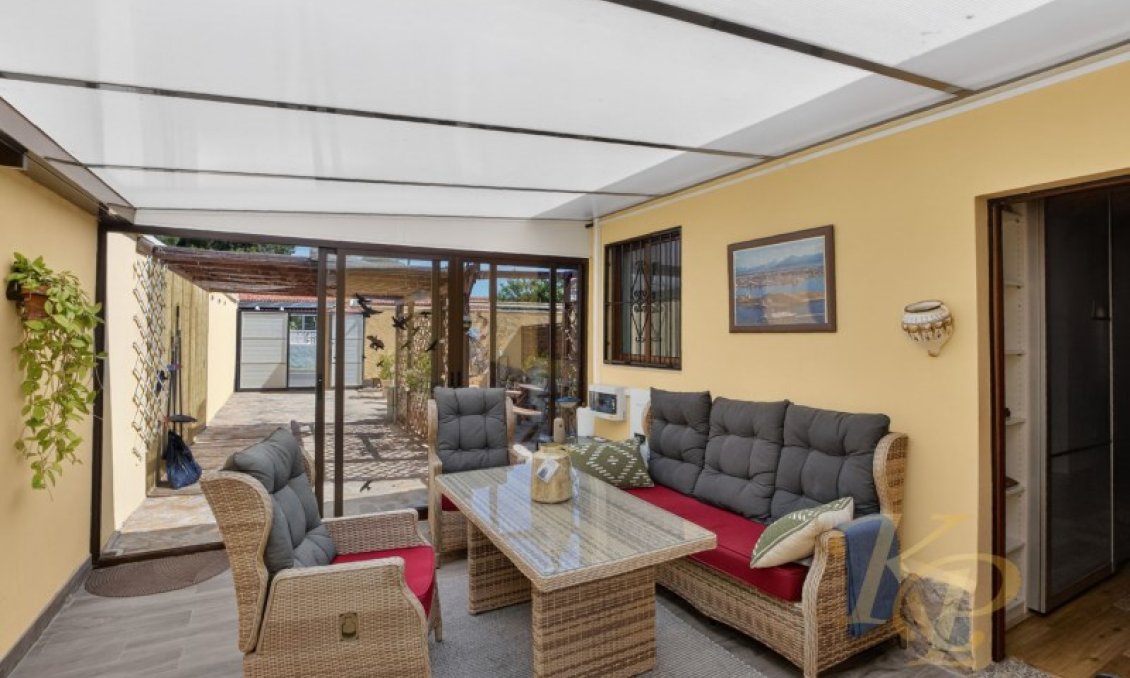 Resale - Villa -
Torrevieja - Costa Blanca