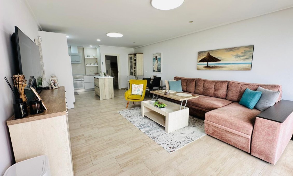 Resale - Duplex -
Torrevieja - La Siesta