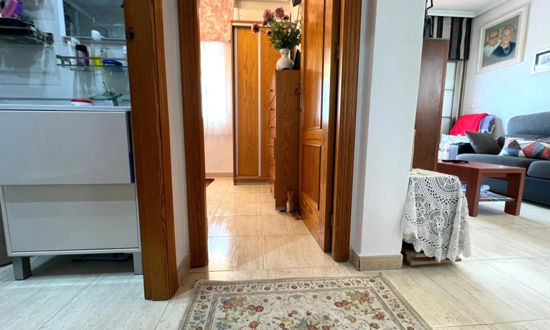 Resale - Bungalow -
Torrevieja - Aguas Nuevas