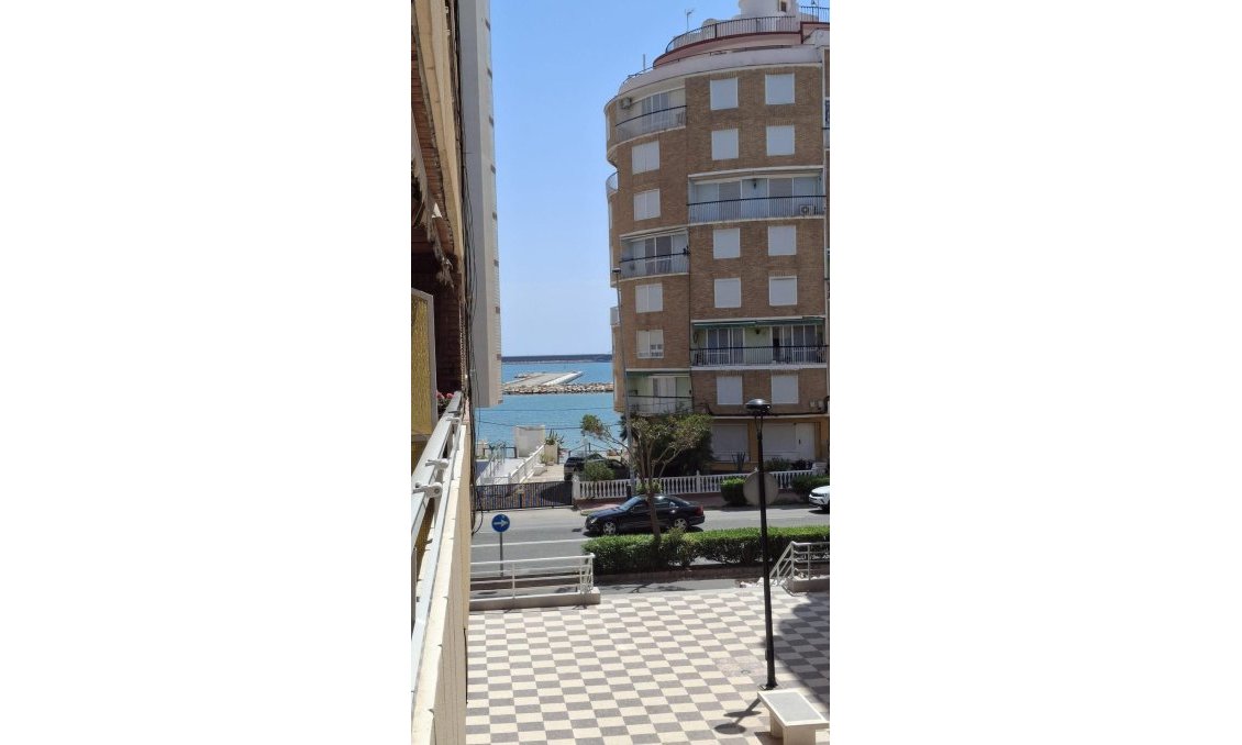 Segunda mano - Apartamento -
Torrevieja - Acequion