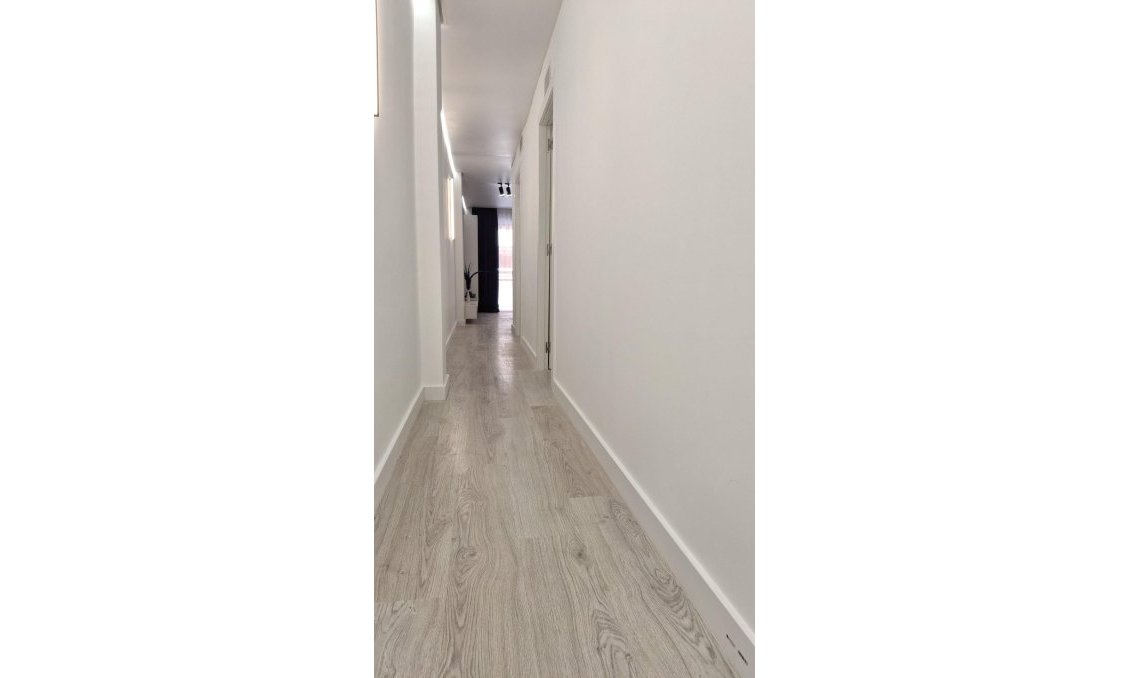 Segunda mano - Apartamento -
Torrevieja - Acequion