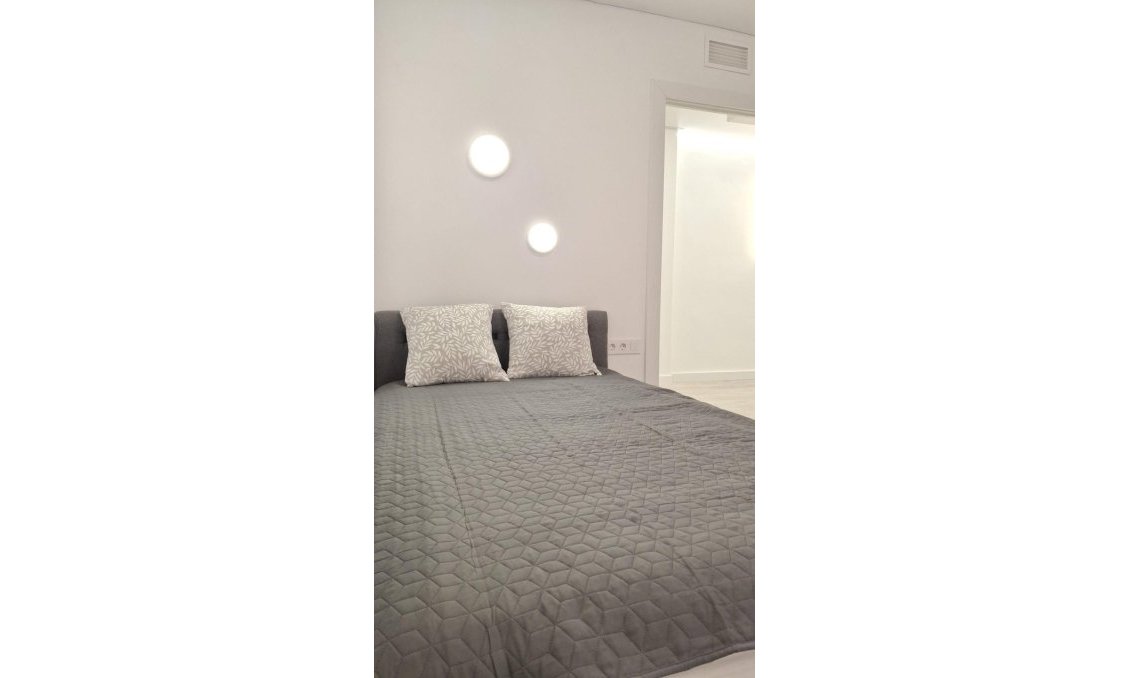 Segunda mano - Apartamento -
Torrevieja - Acequion