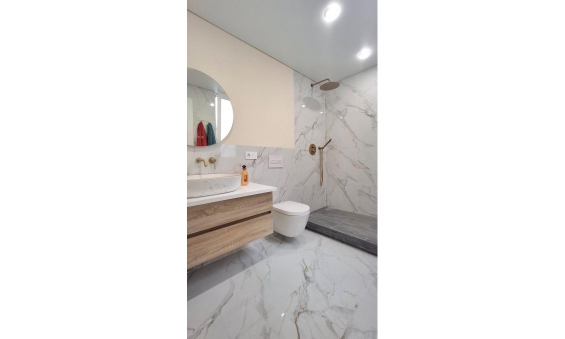 Segunda mano - Apartamento -
Torrevieja - Acequion