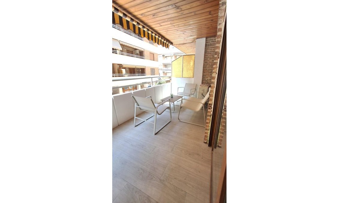 Segunda mano - Apartamento -
Torrevieja - Acequion