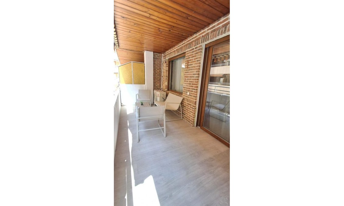 Segunda mano - Apartamento -
Torrevieja - Acequion