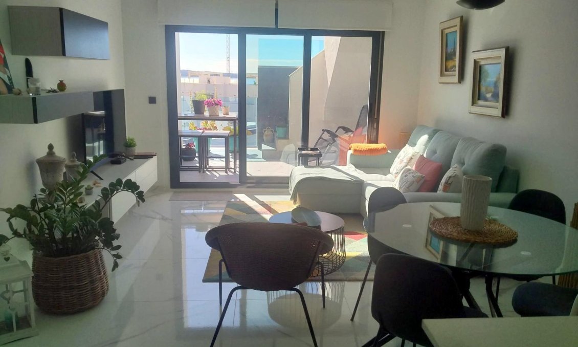 Resale - Bungalow -
Guardamar del Segura - Costa Blanca