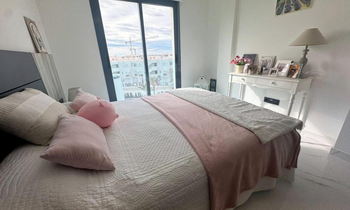 Resale - Bungalow -
Guardamar del Segura - Costa Blanca