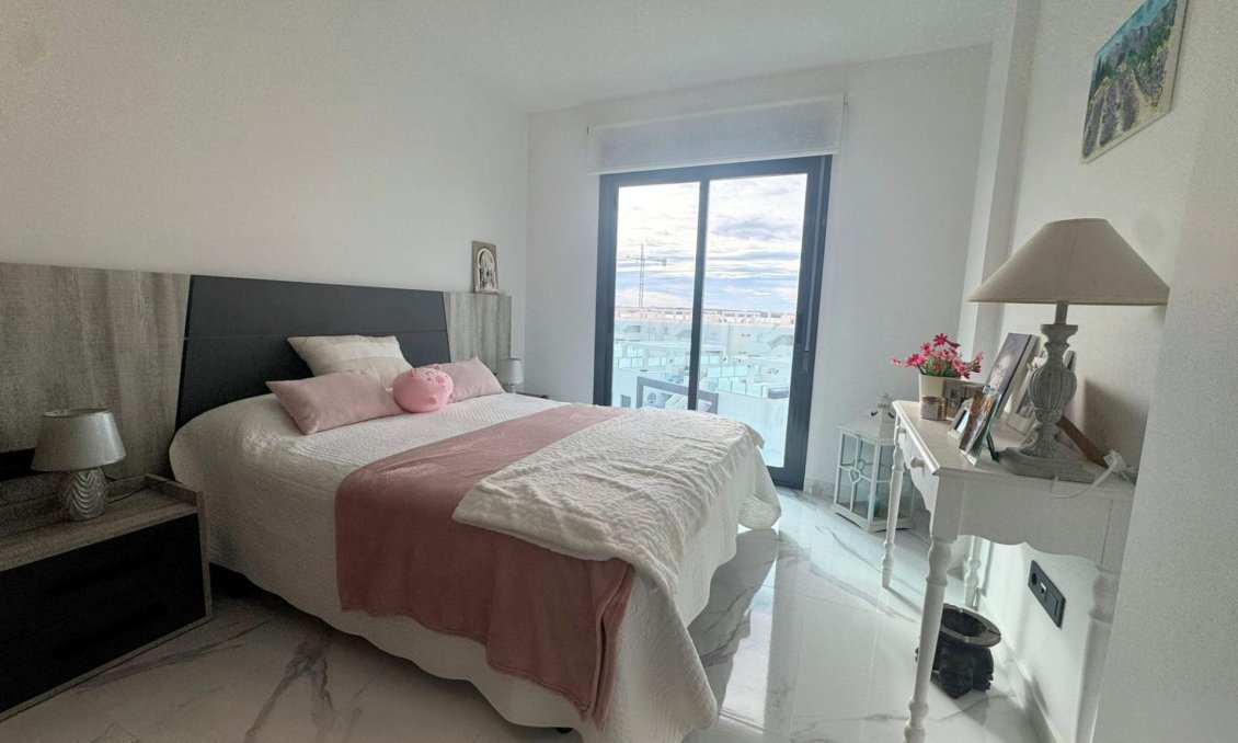 Resale - Bungalow -
Guardamar del Segura - Costa Blanca