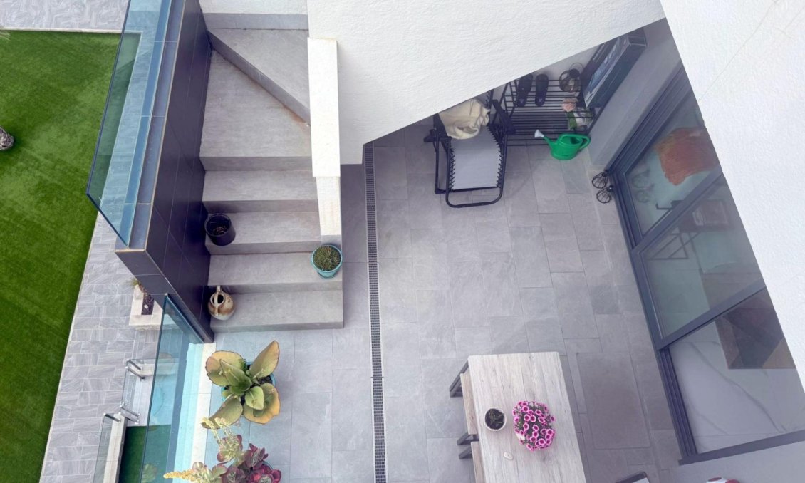 Resale - Bungalow -
Guardamar del Segura - Costa Blanca