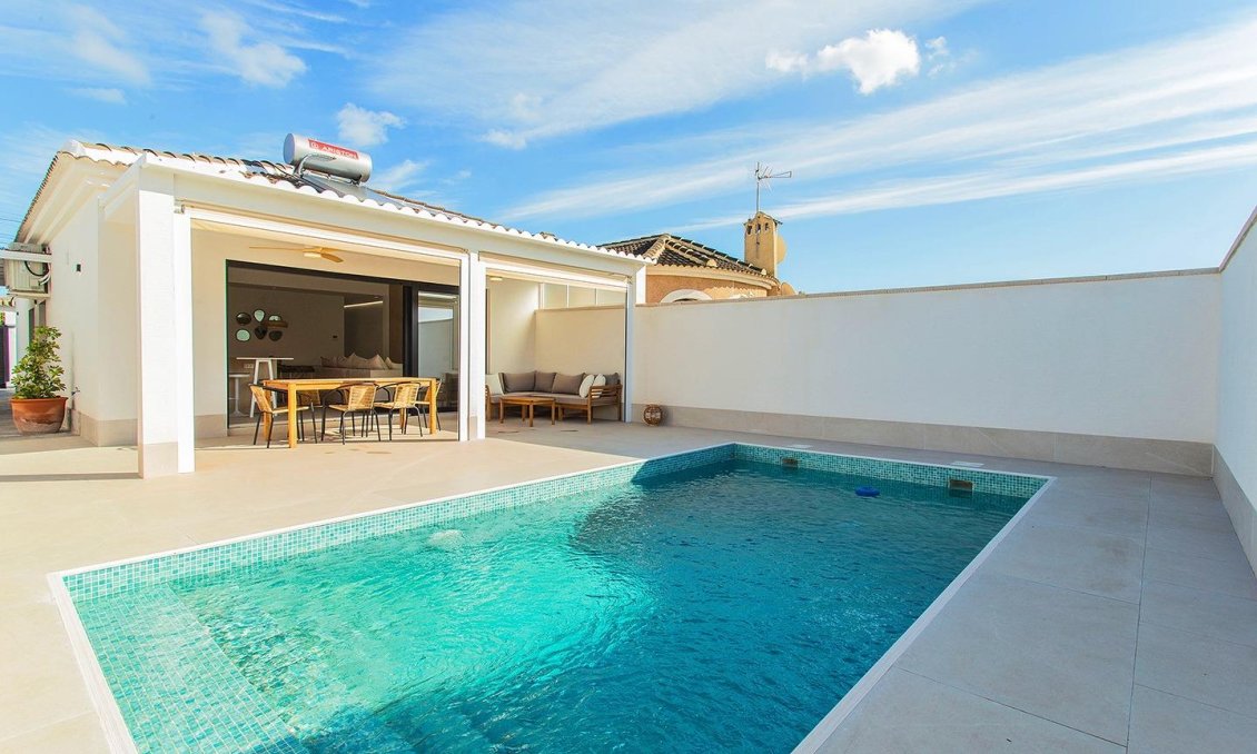 Resale - Townhouse -
Torrevieja - La Siesta