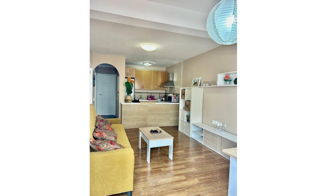 Resale - Apartment -
Torrevieja - Sector 25