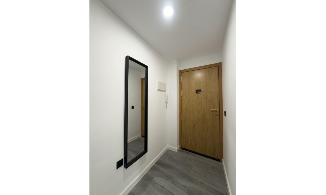 Wiederverkauf - Wohnung -
Torrevieja - Centro