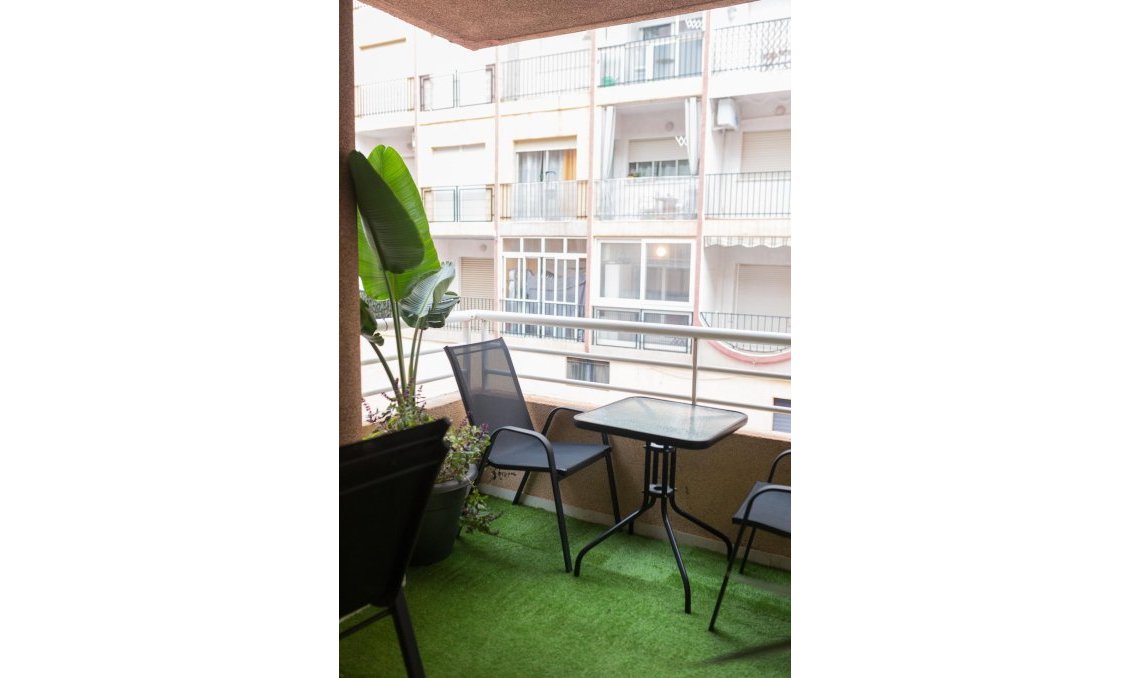 Wiederverkauf - Wohnung -
Torrevieja - Centro
