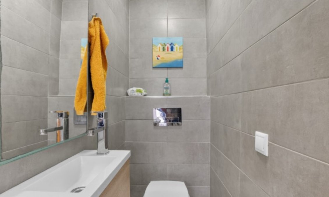 Resale - Villa -
Torrevieja - Costa Blanca