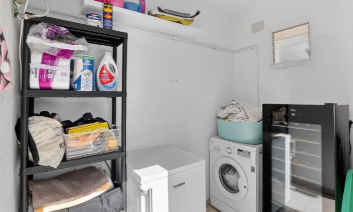 Resale - Villa -
Torrevieja - Costa Blanca