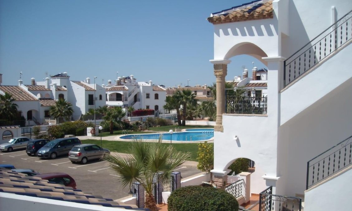 Resale - Townhouse -
Orihuela Costa - PAU 8