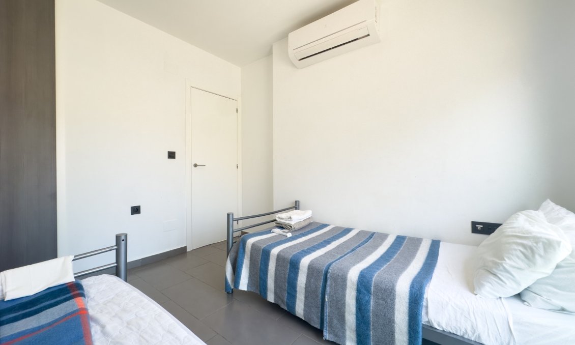 Resale - Apartment -
La Zenia - Costa Blanca