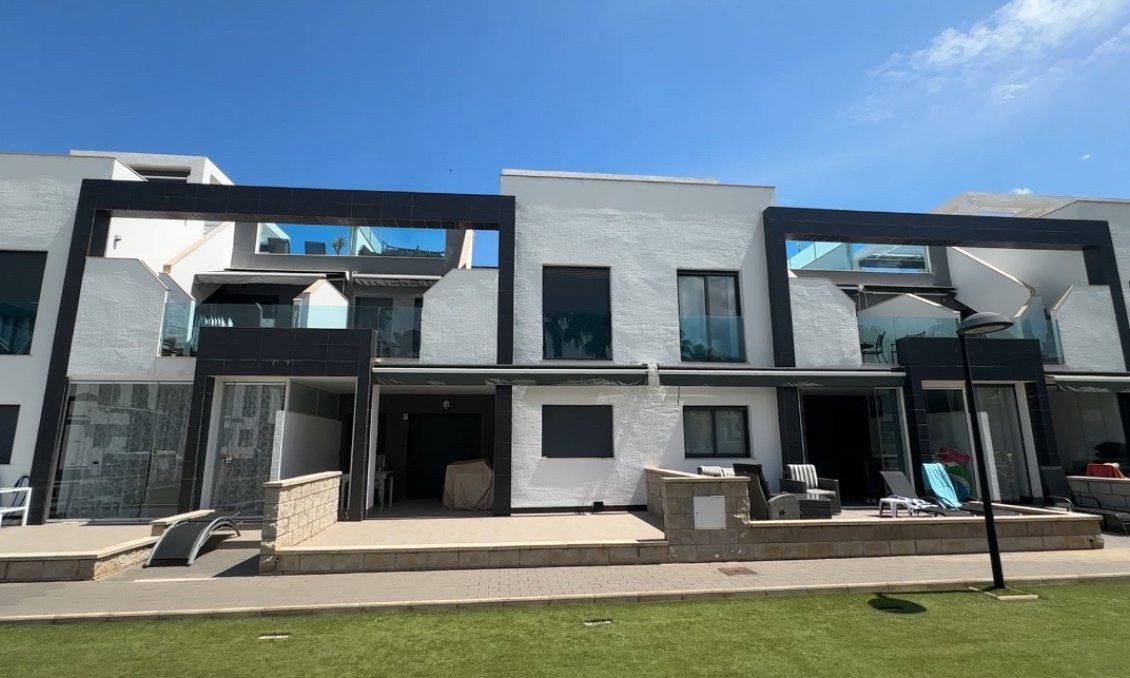 Resale - Apartment -
La Zenia - Costa Blanca