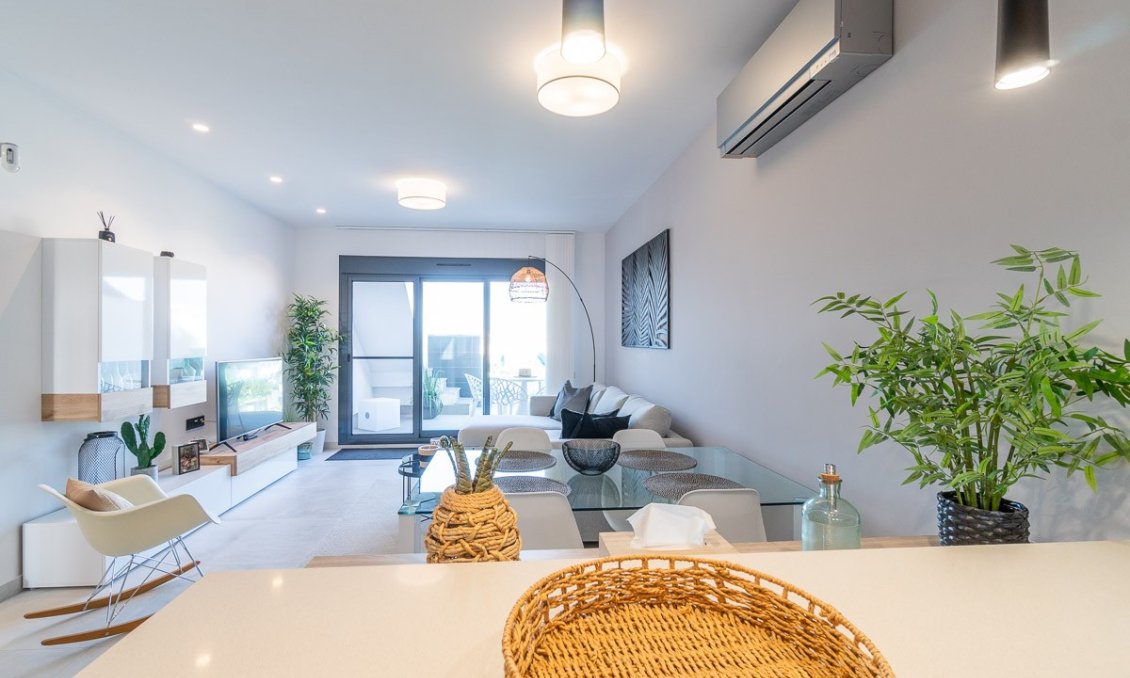 Resale - Apartment -
El Raso - Costa Blanca