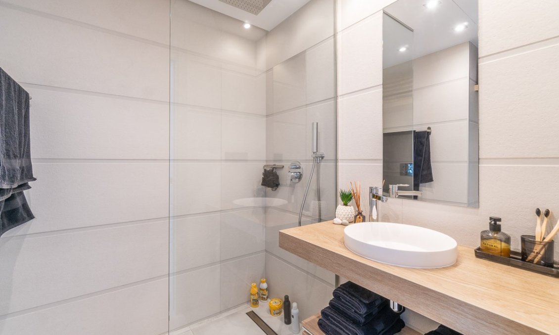 Resale - Apartment -
El Raso - Costa Blanca