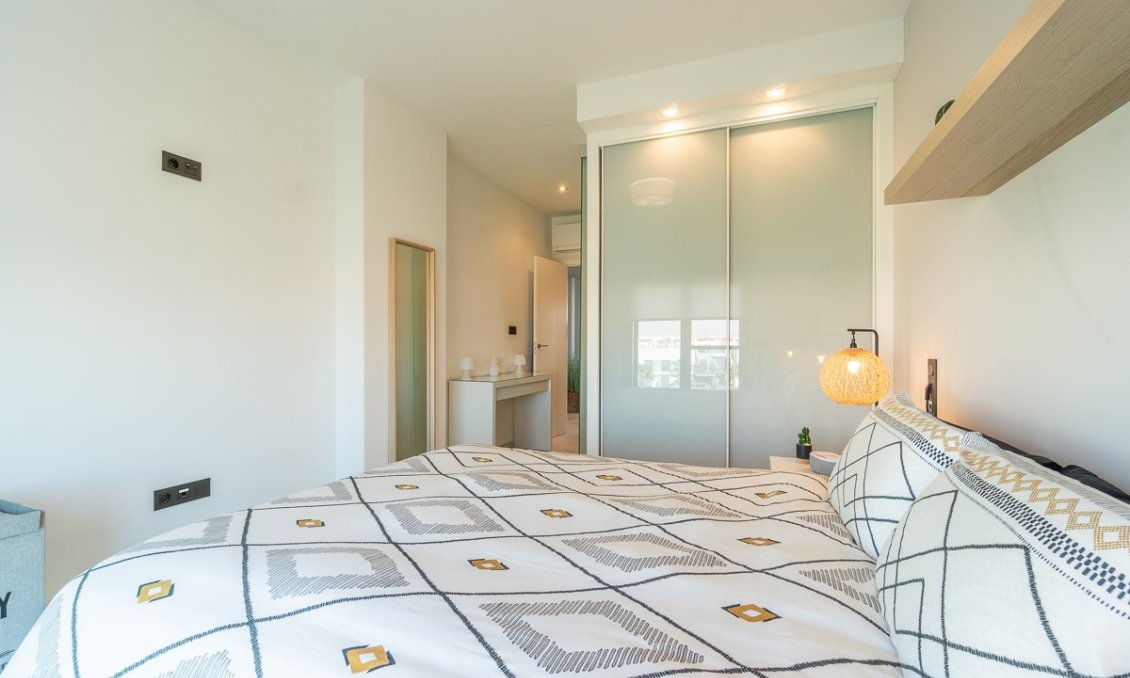 Resale - Apartment -
El Raso - Costa Blanca
