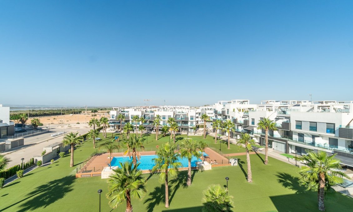 Resale - Apartment -
El Raso - Costa Blanca