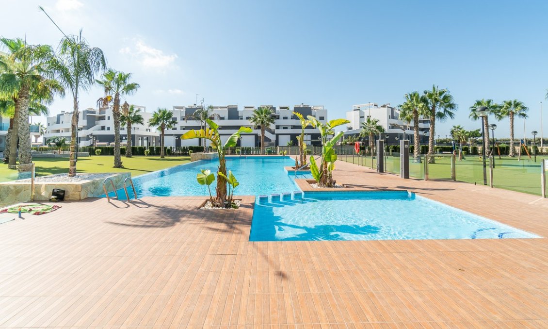 Resale - Apartment -
El Raso - Costa Blanca
