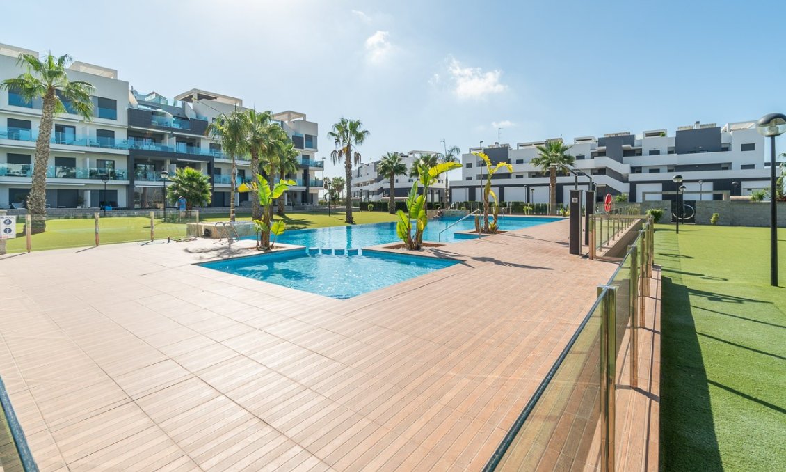Resale - Apartment -
El Raso - Costa Blanca