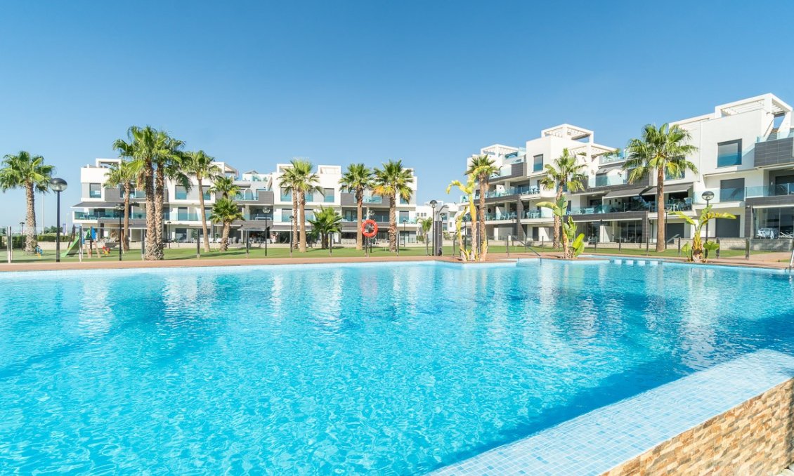 Resale - Apartment -
El Raso - Costa Blanca