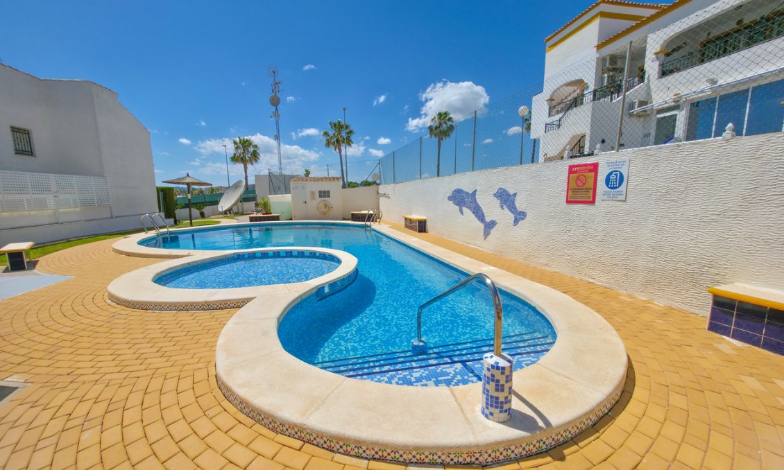 Resale - Apartment -
Vistabella Golf Entre Naranjos - Inland