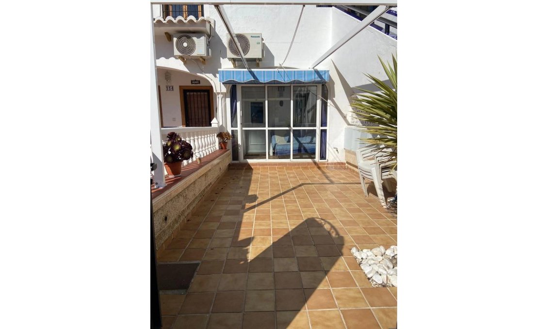 Resale - Apartment -
Torrevieja - La Mata