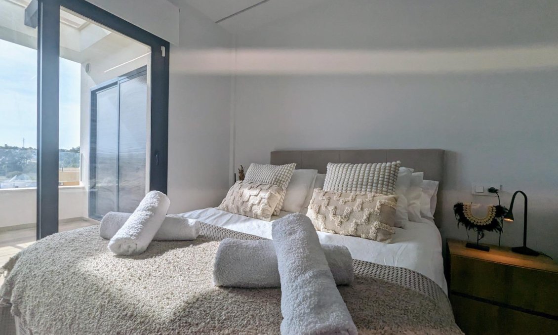 Resale - Penthouse -
Orihuela Costa - Las Filipinas