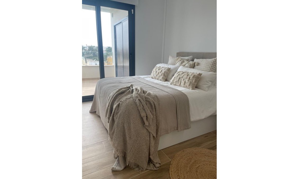 Resale - Penthouse -
Orihuela Costa - Las Filipinas