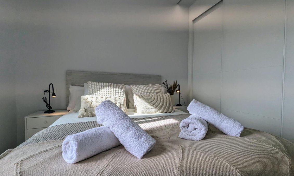 Resale - Penthouse -
Orihuela Costa - Las Filipinas