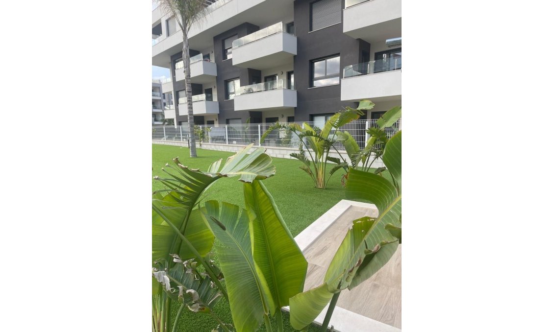 Resale - Penthouse -
Orihuela Costa - Las Filipinas