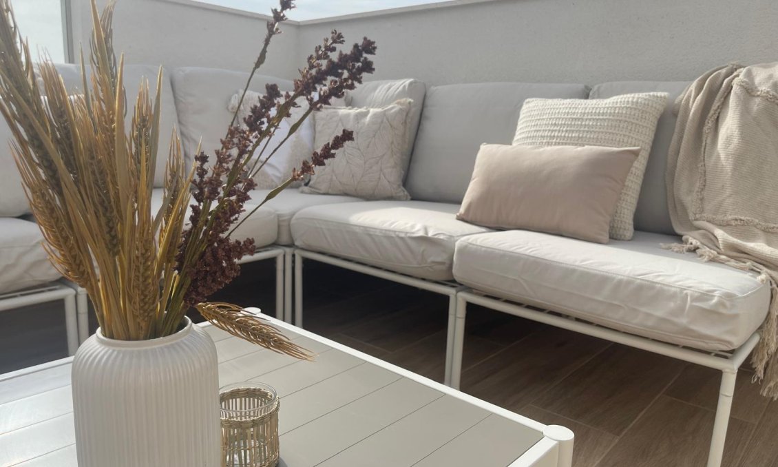Resale - Penthouse -
Orihuela Costa - Las Filipinas