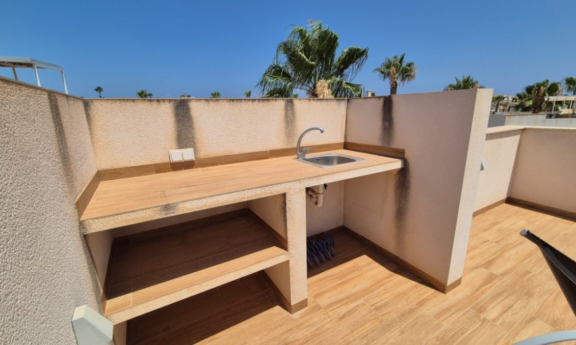 Resale - Villa -
Torrevieja - Costa Blanca