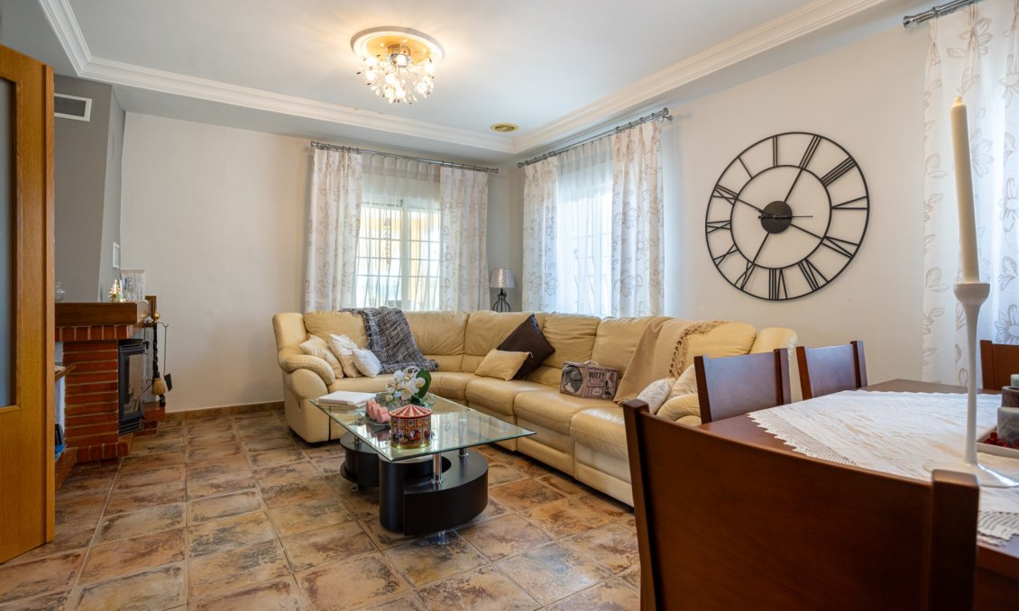 Resale - Villa -
Elche - Costa Blanca