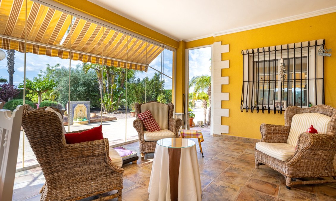 Resale - Villa -
Elche - Costa Blanca