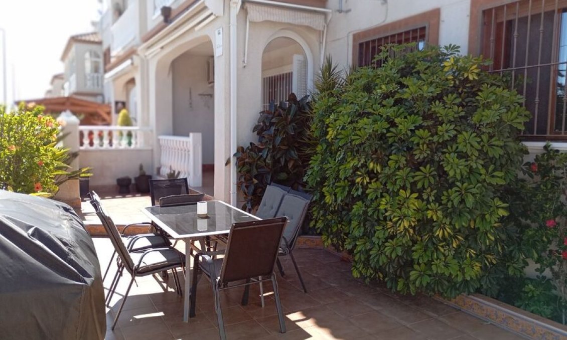 Resale - Apartment -
Daya Vieja - Costa Blanca