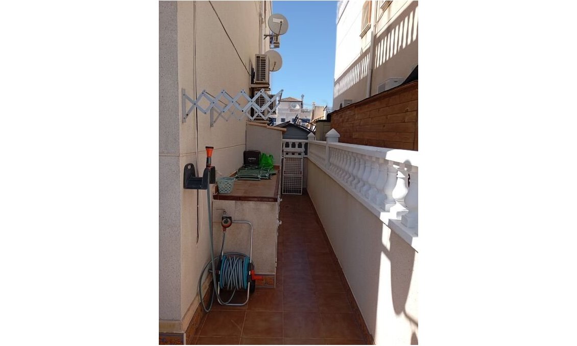 Resale - Apartment -
Daya Vieja - Costa Blanca