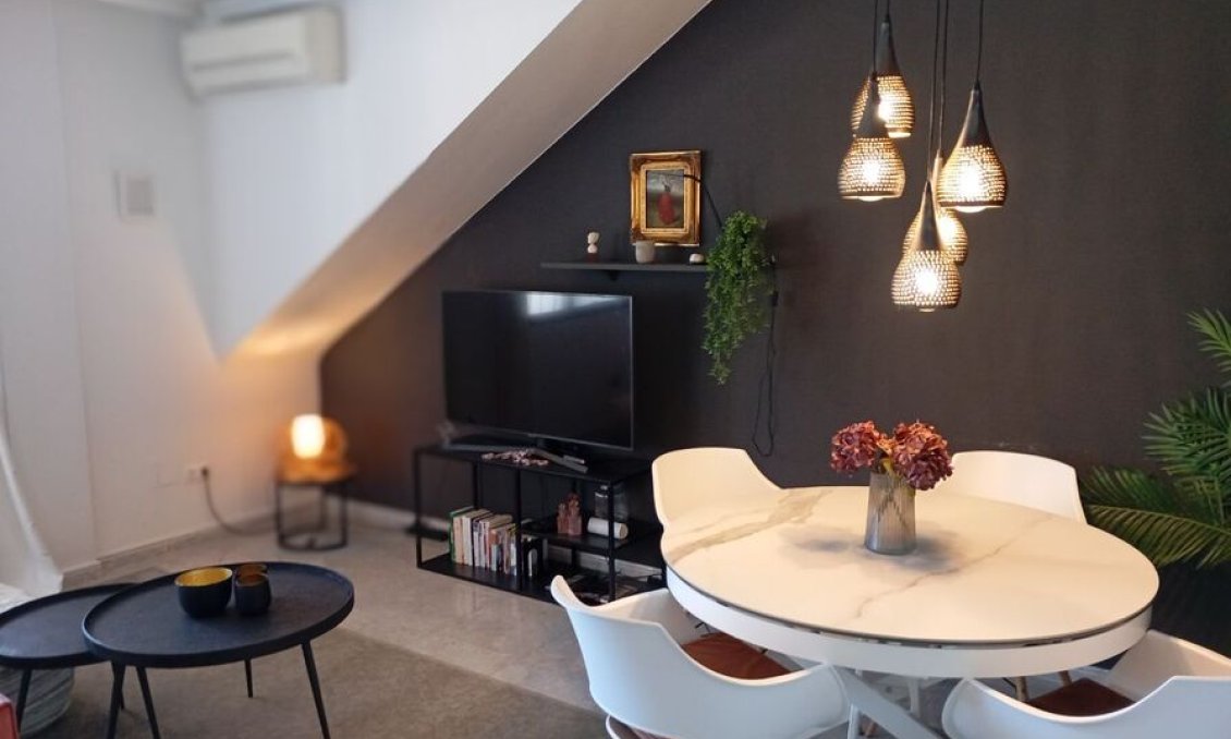Resale - Apartment -
Daya Vieja - Costa Blanca