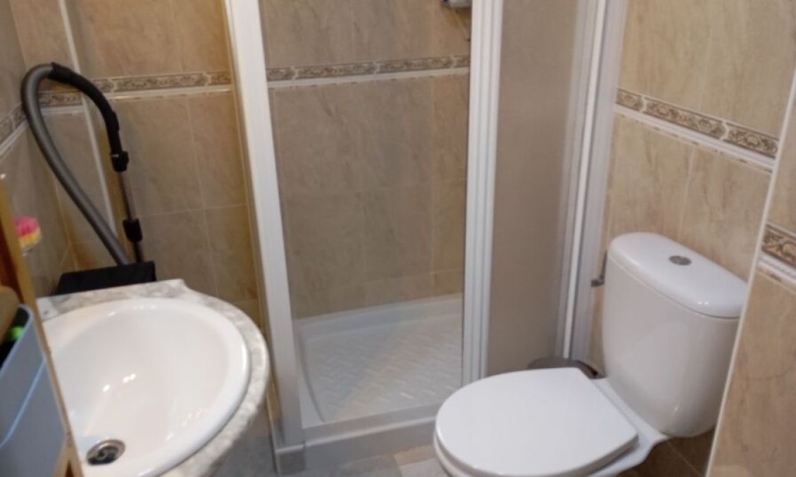 Resale - Apartment -
Daya Vieja - Costa Blanca