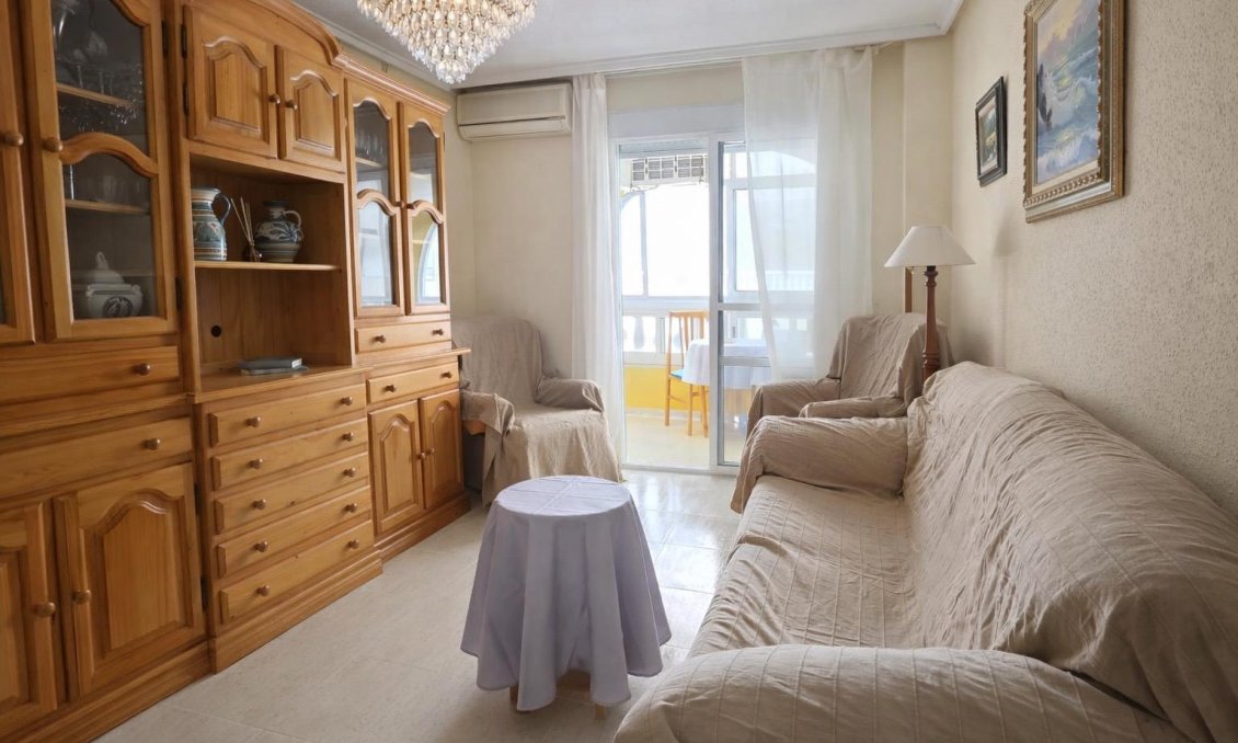 Revânzare - Apartament -
Torrevieja - Habaneras