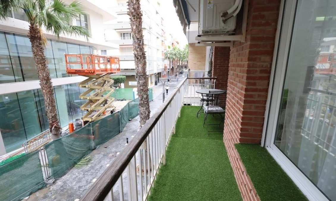 Resale - Apartment -
Torrevieja - Costa Blanca