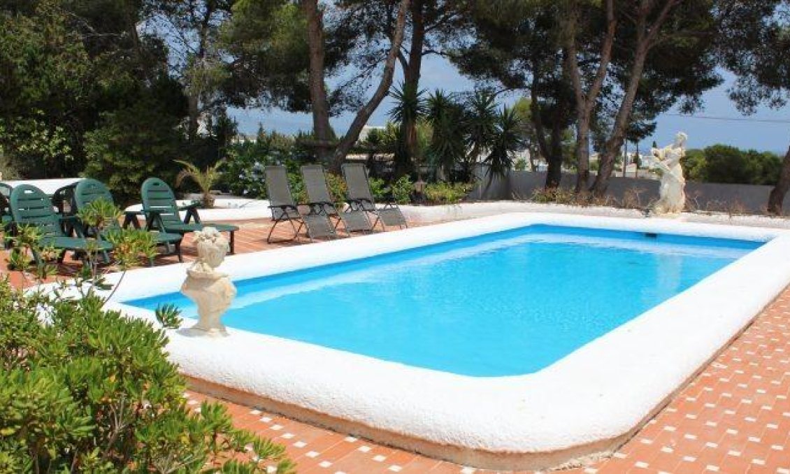 Resale - Villa -
Orihuela Costa - Villamartín